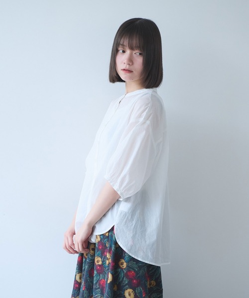 bulle de savon(ビュルデサボン)の「80アキハボイル バンドカラーブラウス(シャツ/ブラウス・レディース・ホワイト/レッド/チャコールグレー/サックスブルー・FREE)」の6枚目の写真