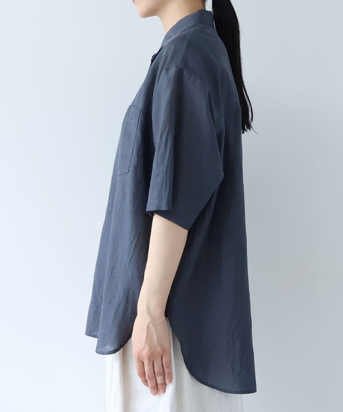 yuni(ユニ )の「Ra/R/Ny oversized plain half sleeves shirt(シャツ/ブラウス・レディース・ライラック/チャコールグレー・FREE)」の16枚目の写真