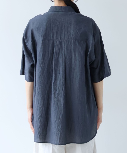 yuni(ユニ )の「Ra/R/Ny oversized plain half sleeves shirt(シャツ/ブラウス・レディース・ライラック/チャコールグレー・FREE)」の17枚目の写真