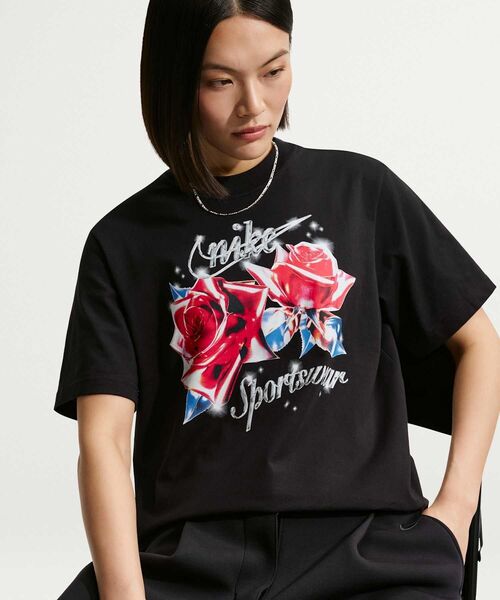 NIKE（ナイキ）の「ナイキ スポーツウェア ウィメンズ ルーズ Tシャツ / Nike Sportswear Women's Loose T-Shirt IR7823-010 Black（Tシャツ/カットソー・レディース・ブラック・S/XS/XL/L/M）」の3枚目の写真