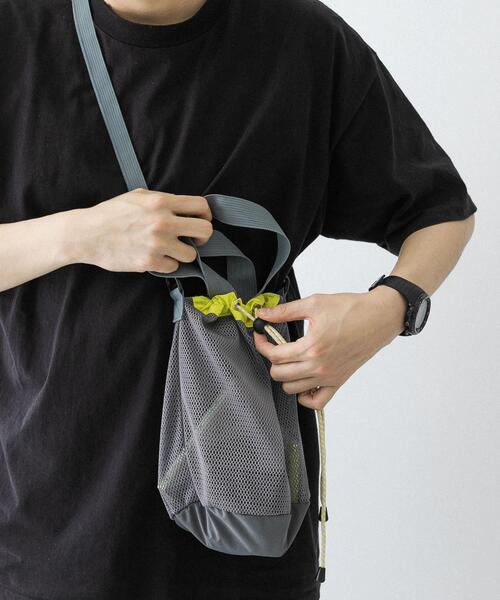 EKAL(エカル)の「TINY GARDEN PRODUCTS ストロール2WAYメッシュバッグ(ハンドバッグ・レディース・ブラック/グレー・ONE)」の17枚目の写真