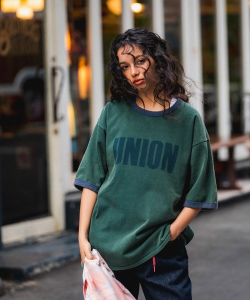 UNION（UNION TOKYO）（ユニオン）の「UNION TOKYO BIG LOGO RINGER TEE ユニオントーキョー Tシャツ（Tシャツ/カットソー・メンズ・グリーン/ダークブラウン・XL/L/M/S）」の9枚目の写真