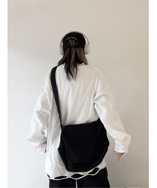 YACA(ヤーカ)の「cotton shoulder bag/コットンショルダーバッグ【unisex item】(ショルダーバッグ・レディース・ブラック/カーキ・FREE)」の5枚目の写真