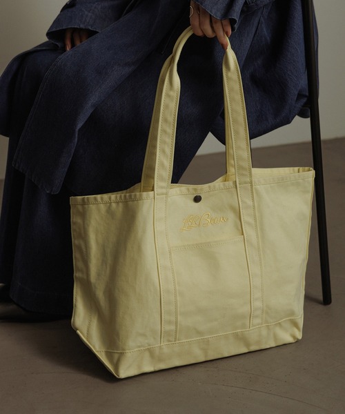 SALON adam et rope'(サロン アダム エ ロペ)の「【L.L.Bean for SALON(エル・エル・ビーン)】別注middle grocery tote(トートバッグ・レディース・ブラウン系その他3/イエロー系その他2/サックスブルー/ピンク系その他・FREE)」の12枚目の写真