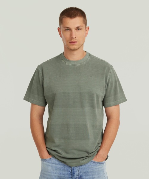 G-STAR(ジースター)の「Washed Jacquard T-Shirt/ウォッシュド加工ジャガードTシャツ(Tシャツ/カットソー・メンズ・グリーン系その他/グレー系その他/ブルー系その他・X-SMALL/MEDIUM/SMALL/LARGE/X-LARGE)」の2枚目の写真
