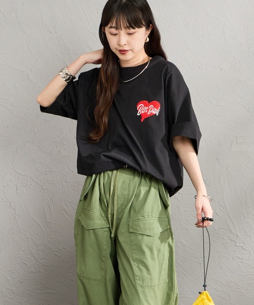 BEN DAVIS（ベンデイビス）の「【WEB限定】[BEN DAVIS/ベンデイビス] HEART CHENILLE バック刺繍デザイン ショートスリーブTシャツ（Tシャツ/カットソー・レディース・ホワイト/ネイビー/ブラック・XL/M/L）」の17枚目の写真
