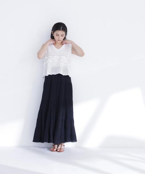 NATURAL BEAUTY BASIC(ナチュラルビューティーベーシック)の「Vネック透かし編みフリルニット(ニット/セーター・レディース・レッド/キャメル/オフホワイト・フリ-)」の8枚目の写真