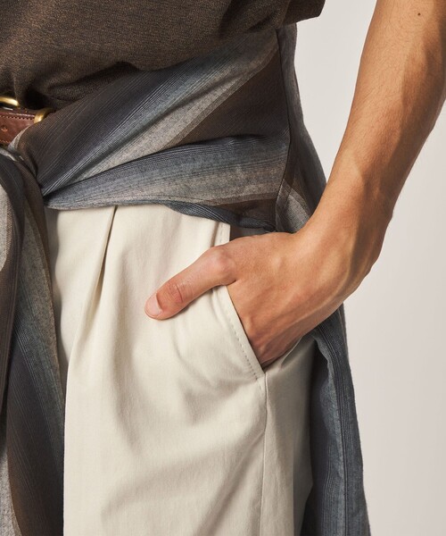 Steven Alan(スティーブンアラン)の「<Steven Alan> グレース ツイル アウト ワンプリーツ ショート パンツ(スラックス・メンズ・グレー/オフホワイト・XL/L/M/S)」の5枚目の写真