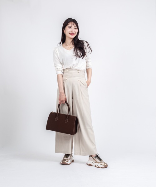 Rivel(リヴェル)の「【Maison de Z】スエード本革 2WAY ボストンバッグ ショルダーバッグ(ボストンバッグ・レディース・ブラック/ダークブラウン・FREE)」の5枚目の写真