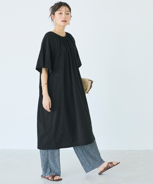 coca(coca)(コカ)の「カットバックリボンギャザーワンピース(ワンピース・レディース・ダークブラウン/ブラック・L/M)」の3枚目の写真