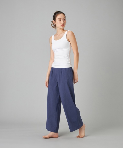 Chacott（チャコット）の「EasyCare+ワイドパンツ（スウェットパンツ・レディース・ネイビー/ブラック・M）」の14枚目の写真