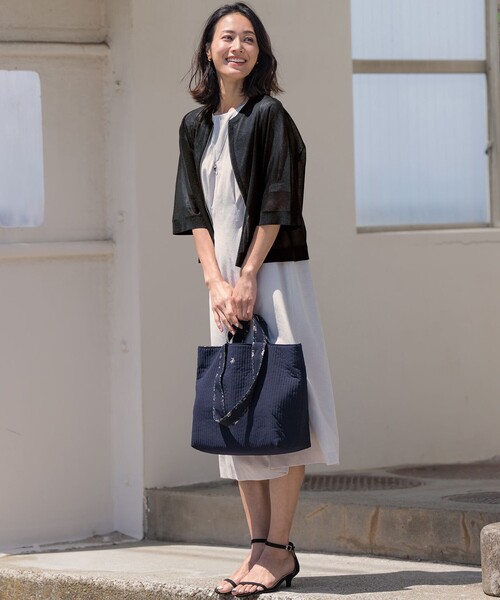 J.PRESS（ジェイプレス）の「SHEER LIGHT KNIT ブルゾン（ブルゾン・レディース・ブラック系/ネイビー系3/ベージュ系/ホワイト系・LARGE/MEDIUM）」の6枚目の写真