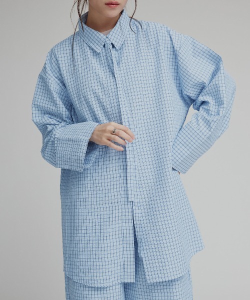 W:Huku（フーク）の「チェック サッカー ボウタイ シャツ / Checkered Bow Tie Shirt（シャツ/ブラウス・レディース・グレー/ブルー/アイボリー・FREE）」の3枚目の写真