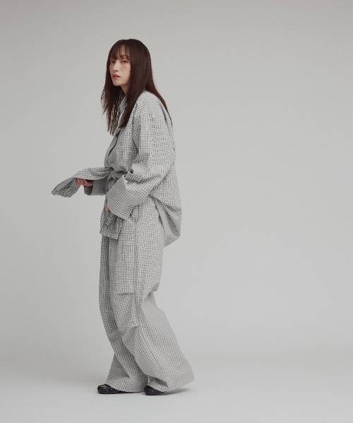 W:Huku（フーク）の「チェック サッカー ボウタイ シャツ / Checkered Bow Tie Shirt（シャツ/ブラウス・レディース・グレー/ブルー/アイボリー・FREE）」の21枚目の写真