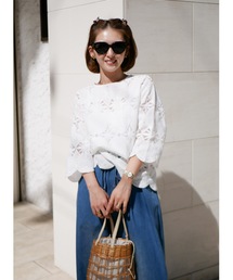 BeBeoD（べベッド）の「フラワーサークルレースクロップドトップス（シャツ/ブラウス）」