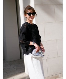 BeBeoD（べベッド）の「フラワーサークルレースクロップドトップス（シャツ/ブラウス）」