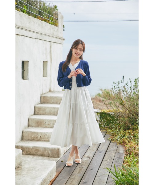 tocco closet(トッコ クローゼット)の「リボンビジュー釦Vネックニットカーディガン(カーディガン/ボレロ・レディース・ネイビー/ラベンダー/オフホワイト/レモンイエロー・M)」の11枚目の写真