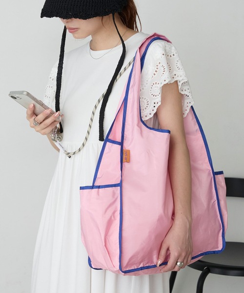 BONLECILL Marche（ボンルシールマルシェ）の「【BONLECILL Marche】《折りたたみ》バイカラーカラフルエコバッグ（エコバッグ/サブバッグ・レディース・ライトブルー/ミント/ピンク/ライトピンク/ライトグリーン/ブラウン・FREE）」の21枚目の写真