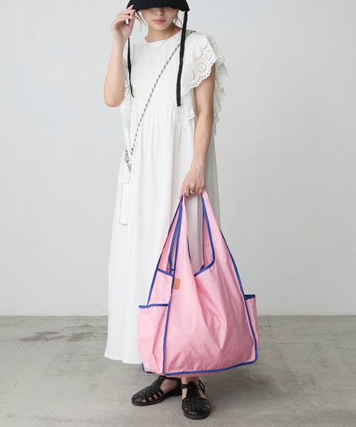 BONLECILL Marche（ボンルシールマルシェ）の「【BONLECILL Marche】《折りたたみ》バイカラーカラフルエコバッグ（エコバッグ/サブバッグ・レディース・ライトブルー/ミント/ピンク/ライトピンク/ライトグリーン/ブラウン・FREE）」の17枚目の写真