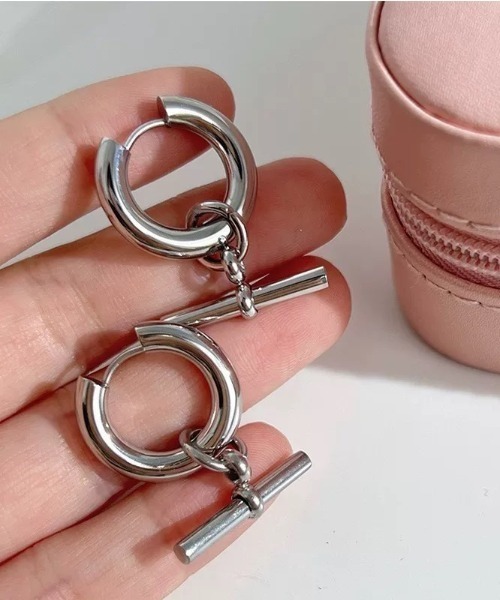 E&C closet…(イーアンドシークローゼット)の「2wayチェーンピアス(ピアス(両耳用)・レディース・シルバー/ゴールド・FREE)」の13枚目の写真