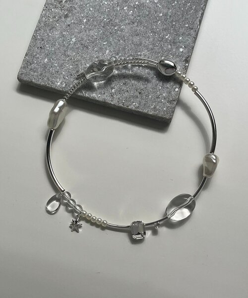 CAPRICIEUX LE'MAGE(カプリシューレマージュ)の「〈GOLDY/ゴールディ〉クリアビーズネックレス(ネックレス・レディース・シルバー・FREE)」の2枚目の写真