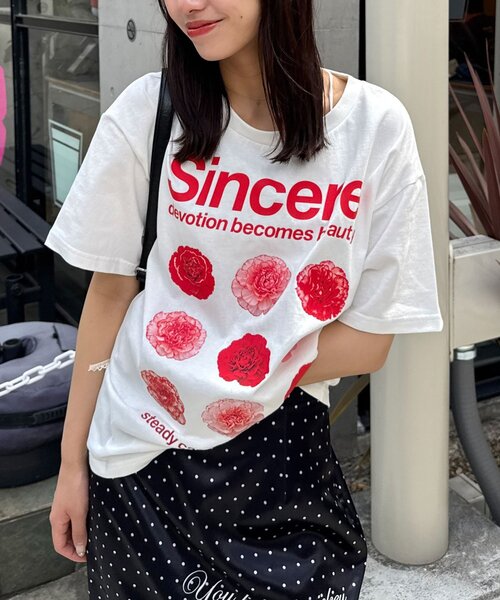 CIAOPANIC(チャオパニック)の「モチーフコレクションTee(Tシャツ/カットソー・レディース・ブルー系その他/グレー系その他2/グレー系その他3/ホワイト/ホワイト系その他/ホワイト系その他3/グレー系その他/ブルー系その他2/ブルー系その他3/グレー/ブルー/ホワイト系その他2・ONE SIZE)」の2枚目の写真