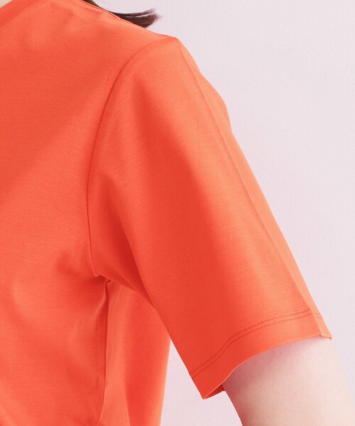 OPAQUE.CLIP(オペークドットクリップ)の「ベーシックTシャツ/オーガニックコットン混【洗濯機OK】(Tシャツ/カットソー・レディース・ホワイト/オレンジ/ブラウン系その他/ブラック・34/36/38/40/42)」の6枚目の写真