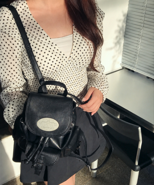 LOTSYOU（ロッツユー）の「[Leather] Nostalgia Non Twinkle Backpack BLACK（バックパック/リュック・レディース・その他・OS）」の3枚目の写真
