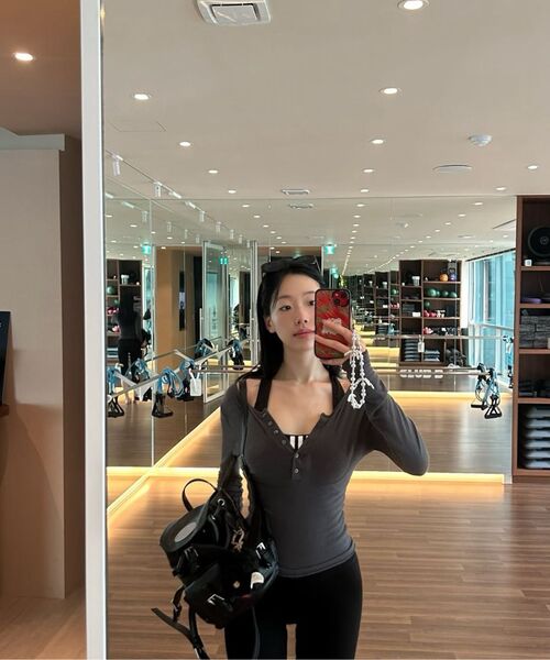 LOTSYOU（ロッツユー）の「[Leather] Nostalgia Non Twinkle Backpack BLACK（バックパック/リュック・レディース・その他・OS）」の8枚目の写真