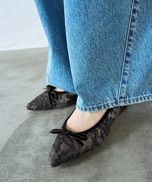 FLAT(フラット)の「《追加》ポインテッドシアーレースバレエ(バレエシューズ・レディース・ベージュ/ブラック×ブラック/ブラウン・23.5cm/25cm/22cm/25.5cm/23cm/24.5cm/22.5cm/24cm/21.5/21)」の14枚目の写真