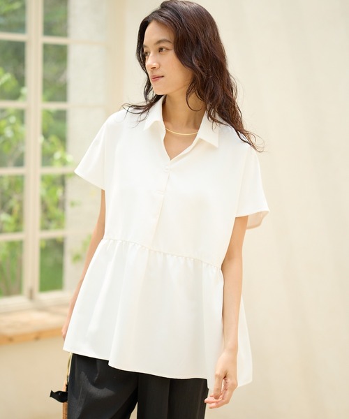 Elura(エルーラ)の「汗ジミ軽減スキッパーシャツ≪汗ジミ軽減&UVケア≫/912407(シャツ/ブラウス・レディース・オフホワイト/ネイビー/チャコールグレー/ブルー・FREE)」の2枚目の写真