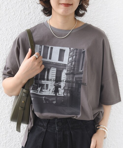 +81BRANCA(ハチイチブランカ)の「【SHIPS別注】81BRANCA: 5分袖 ロゴ・フォト TEE(Tシャツ/カットソー・レディース・ライトホワイト/ダークグレー/ホワイト・ONE SIZE)」の7枚目の写真