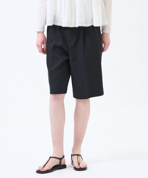 MACKINTOSH PHILOSOPHY(マッキントッシュ フィロソフィー)の「【WEB&一部店舗限定】フレックスリネンハーフパンツ(その他パンツ・レディース・ブラック・38/36)」の1枚目の写真