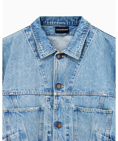 EMPORIO ARMANI(エンポリオアルマーニ)の「【エンポリオ アルマーニ】レギュラーフィット ストーンウォッシュ デニムジャケット(デニムジャケット・メンズ・ライトブルー・48/46/50)」の4枚目の写真