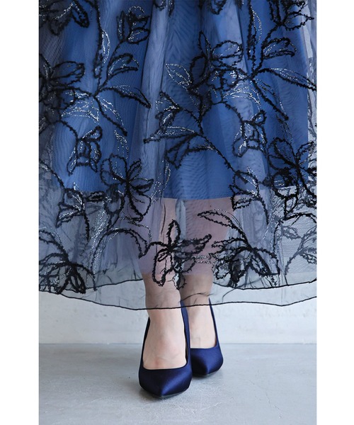cawaii(カワイイ)の「ふわふわ浮き立つ花刺繍の2重チュールロングスカート(スカート・レディース・ベージュ/ネイビー・FREE)」の19枚目の写真