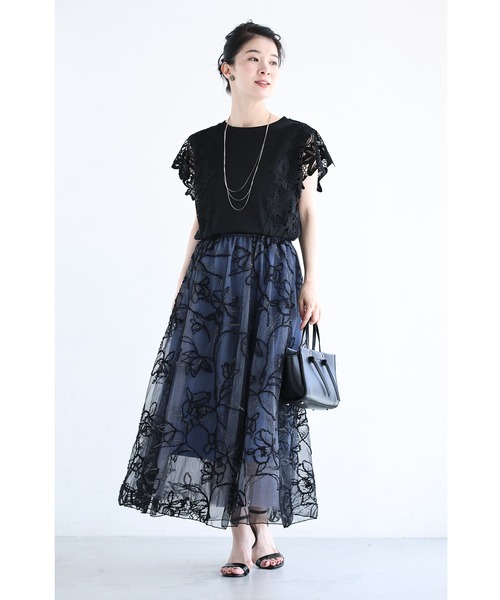 cawaii(カワイイ)の「ふわふわ浮き立つ花刺繍の2重チュールロングスカート(スカート・レディース・ベージュ/ネイビー・FREE)」の13枚目の写真