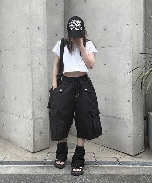 YACA(ヤーカ)の「Cutoff mini Tee/カットオフミニT(Tシャツ/カットソー・レディース・グレー/ブラック/ホワイト・FREE)」の15枚目の写真