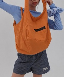 ロゴプリントポケットショルダーバッグ