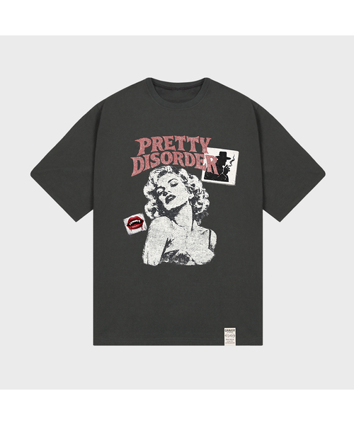 GRAVER ORDINARY（グレイバーオーディナリー）の「[ODNR UNISEX]プリティディスオーダー 半袖Tシャツ 3カラー（Tシャツ/カットソー・レディース・ホワイト/チャコールグレー/ブラック・MEDIUM/LARGE/SMALL）」の3枚目の写真
