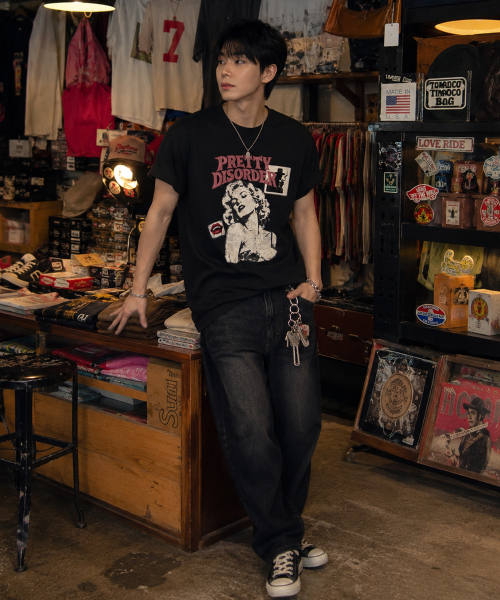 GRAVER ORDINARY（グレイバーオーディナリー）の「[ODNR UNISEX]プリティディスオーダー 半袖Tシャツ 3カラー（Tシャツ/カットソー・レディース・ホワイト/チャコールグレー/ブラック・MEDIUM/LARGE/SMALL）」の6枚目の写真
