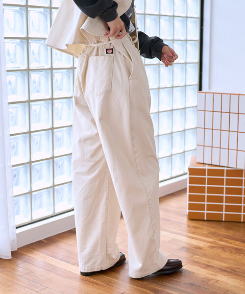 FREAK'S STORE(フリークスストア)の「RED KAP × FREAK'S STORE/レッドキャップ 別注 紐付きイージーパンツ(その他パンツ・レディース・ブラウン/ワンウォッシュ/ベージュ/オリーブ/ダークブラウン/ナチュラル/その他2/サックスブルー/レオパード/ブラック・SMALL/MEDIUM)」の6枚目の写真