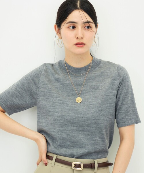 NOLLEY’S Sophi(ノーリーズソフィ)の「《抗ピンリング/アンサンブル対応/手洗い可能》ウール100ハイネック5分袖プルオーバー(ニット/セーター・レディース・レッド/グレー/サックスブルー/オリーブ・38)」の2枚目の写真