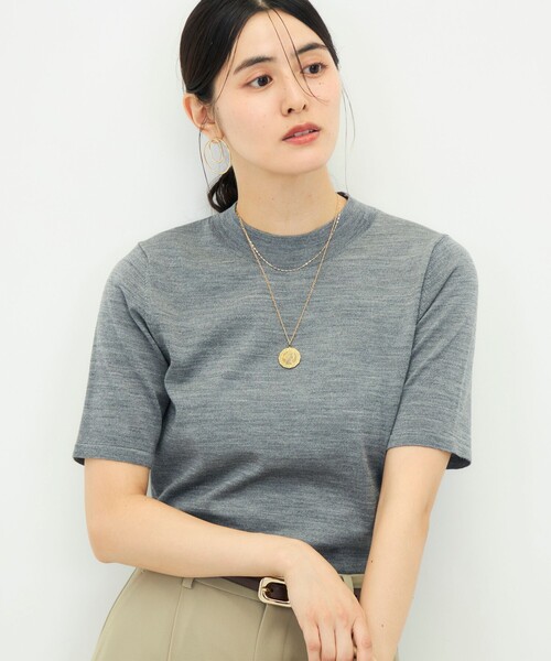 NOLLEY’S Sophi(ノーリーズソフィ)の「《抗ピンリング/アンサンブル対応/手洗い可能》ウール100ハイネック5分袖プルオーバー(ニット/セーター・レディース・レッド/グレー/サックスブルー/オリーブ・38)」の8枚目の写真