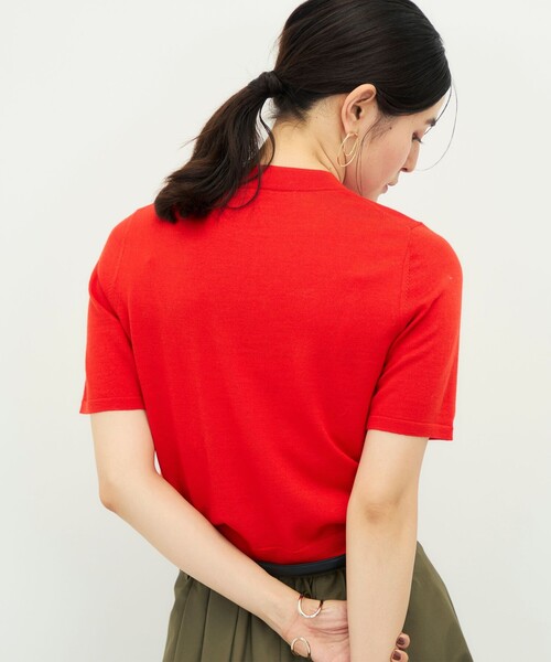 NOLLEY’S Sophi(ノーリーズソフィ)の「《抗ピンリング/アンサンブル対応/手洗い可能》ウール100ハイネック5分袖プルオーバー(ニット/セーター・レディース・レッド/グレー/サックスブルー/オリーブ・38)」の6枚目の写真