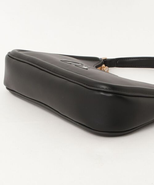 Calvin Klein(カルバン・クライン)の「Calvin Klein カルバンクライン BOLD CK SMALL SHOULDER BAG ショルダーバッグ(ショルダーバッグ・レディース・ホワイト/ブラック・FREE)」の13枚目の写真