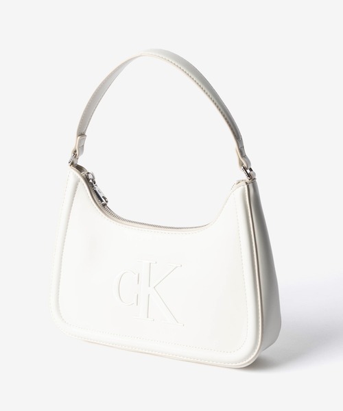 Calvin Klein(カルバン・クライン)の「Calvin Klein カルバンクライン BOLD CK SMALL SHOULDER BAG ショルダーバッグ(ショルダーバッグ・レディース・ホワイト/ブラック・FREE)」の3枚目の写真