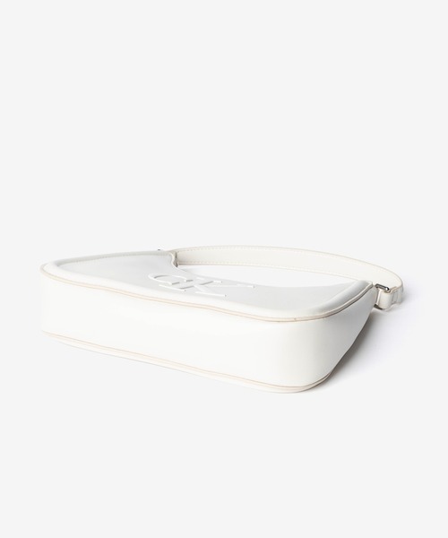 Calvin Klein(カルバン・クライン)の「Calvin Klein カルバンクライン BOLD CK SMALL SHOULDER BAG ショルダーバッグ(ショルダーバッグ・レディース・ホワイト/ブラック・FREE)」の6枚目の写真