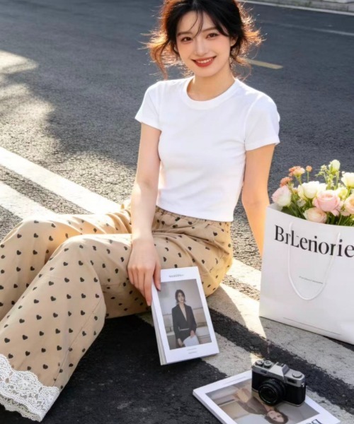 Ritzy（リッツィー）の「ハート柄・裾レースパンツ（デニムパンツ・レディース・ダークグレー/ベージュ・LARGE/MEDIUM）」の4枚目の写真