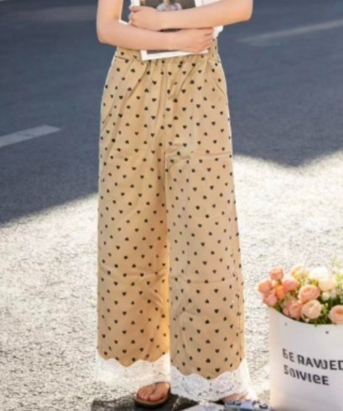 Ritzy（リッツィー）の「ハート柄・裾レースパンツ（デニムパンツ・レディース・ダークグレー/ベージュ・LARGE/MEDIUM）」の6枚目の写真