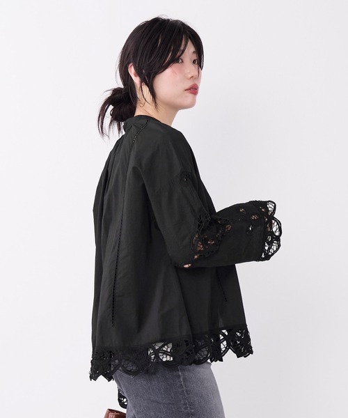 MICA&DEAL(マイカ&ディール)の「スタンドカラーバテンレース刺繍ブラウス(シャツ/ブラウス・レディース・ブラック/オフホワイト・FREE)」の22枚目の写真